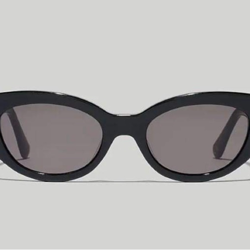 NWOT Madewell Demmera Sunglasses - Black Coal